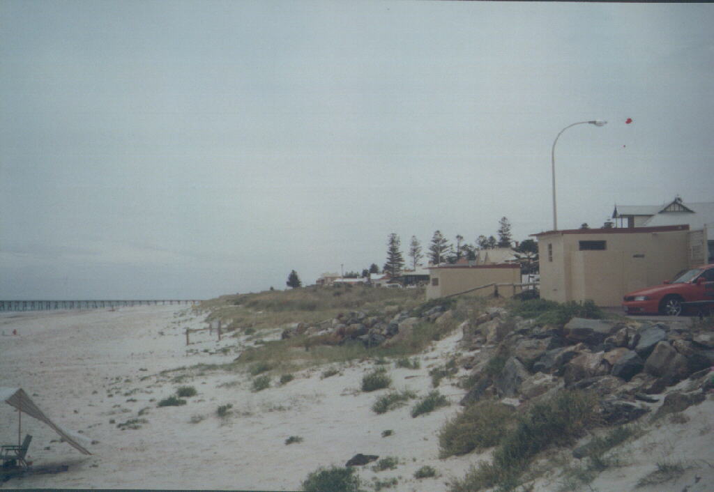 beach3.jpg - 66362 Bytes