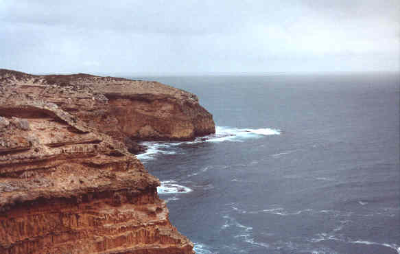 oct1.jpg - 11953 Bytes