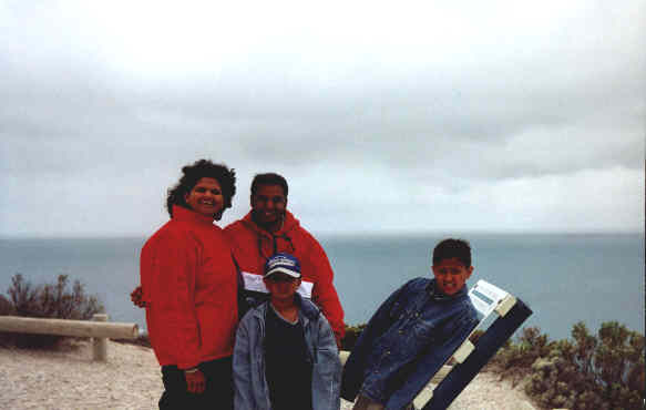 oct5.jpg - 16905 Bytes