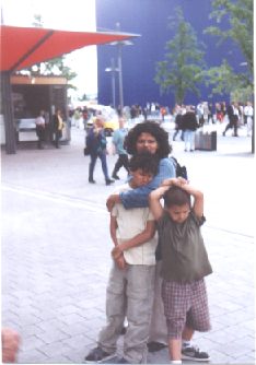 kitchen.jpg - 72914 Bytes